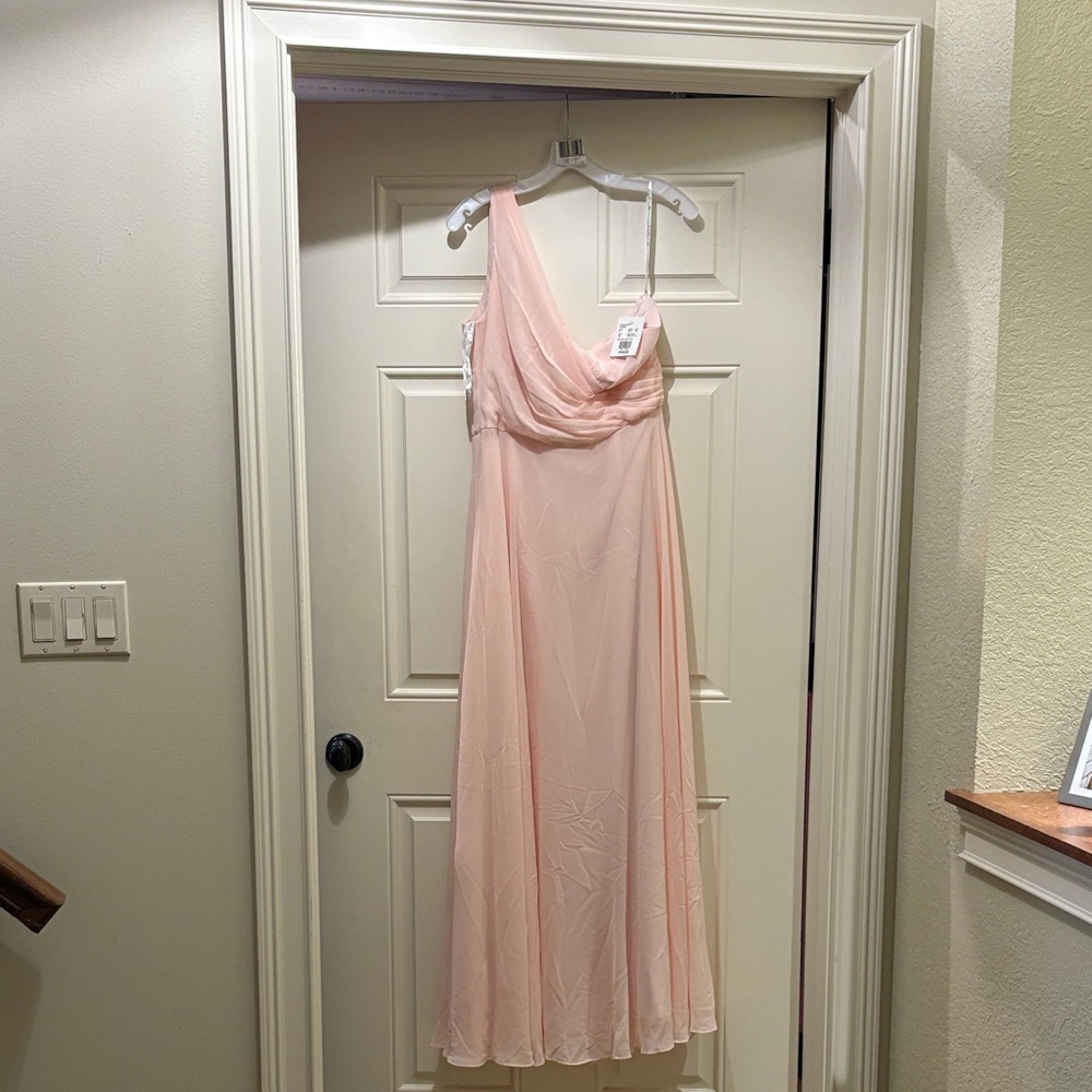David’s Bridal Full Skirt Dress with One Shoulder
STYLE# F20062